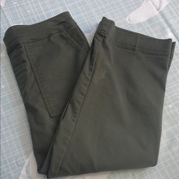 croft & barrow Pants - Classic Olive Chinos